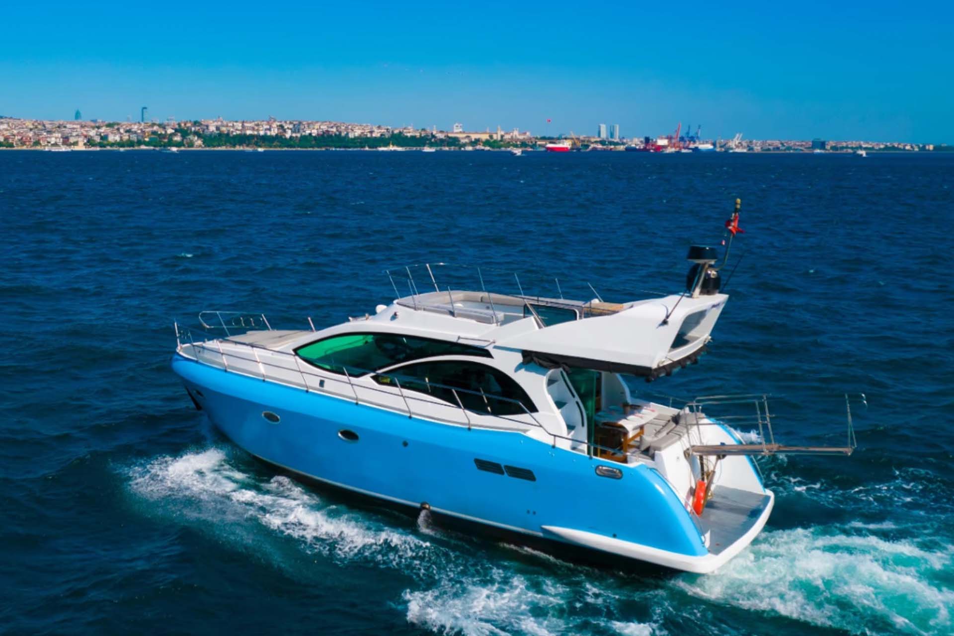 12 Kişilik Yat Kiralama