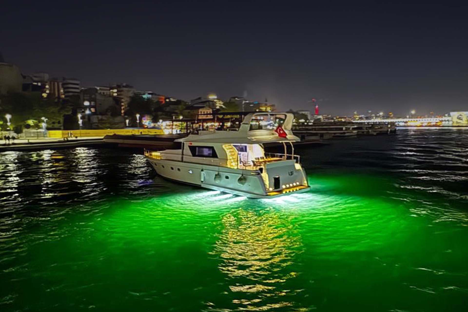 30 Kişilik Yat Kiralama