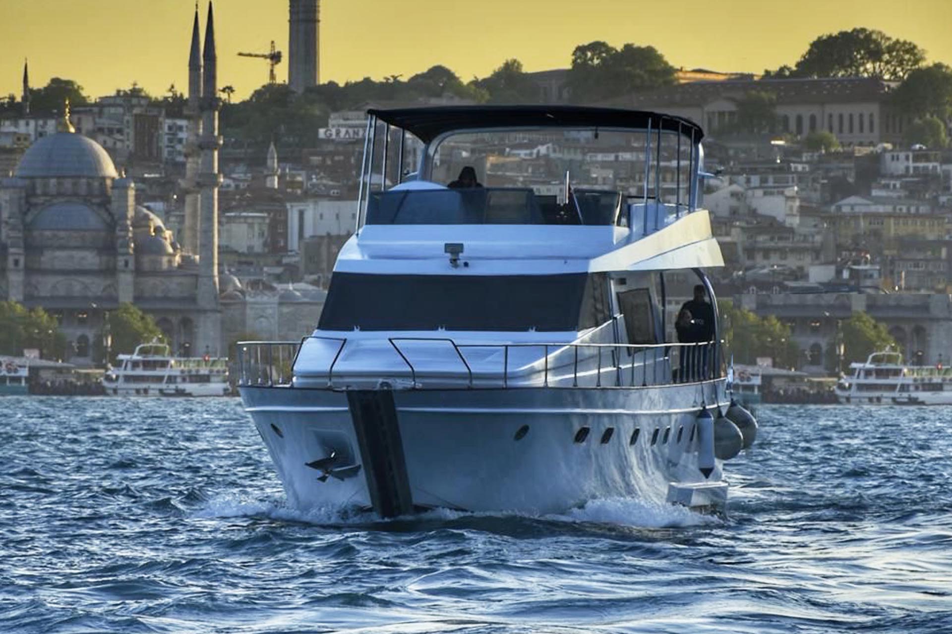 30 Kişilik Yat Kiralama