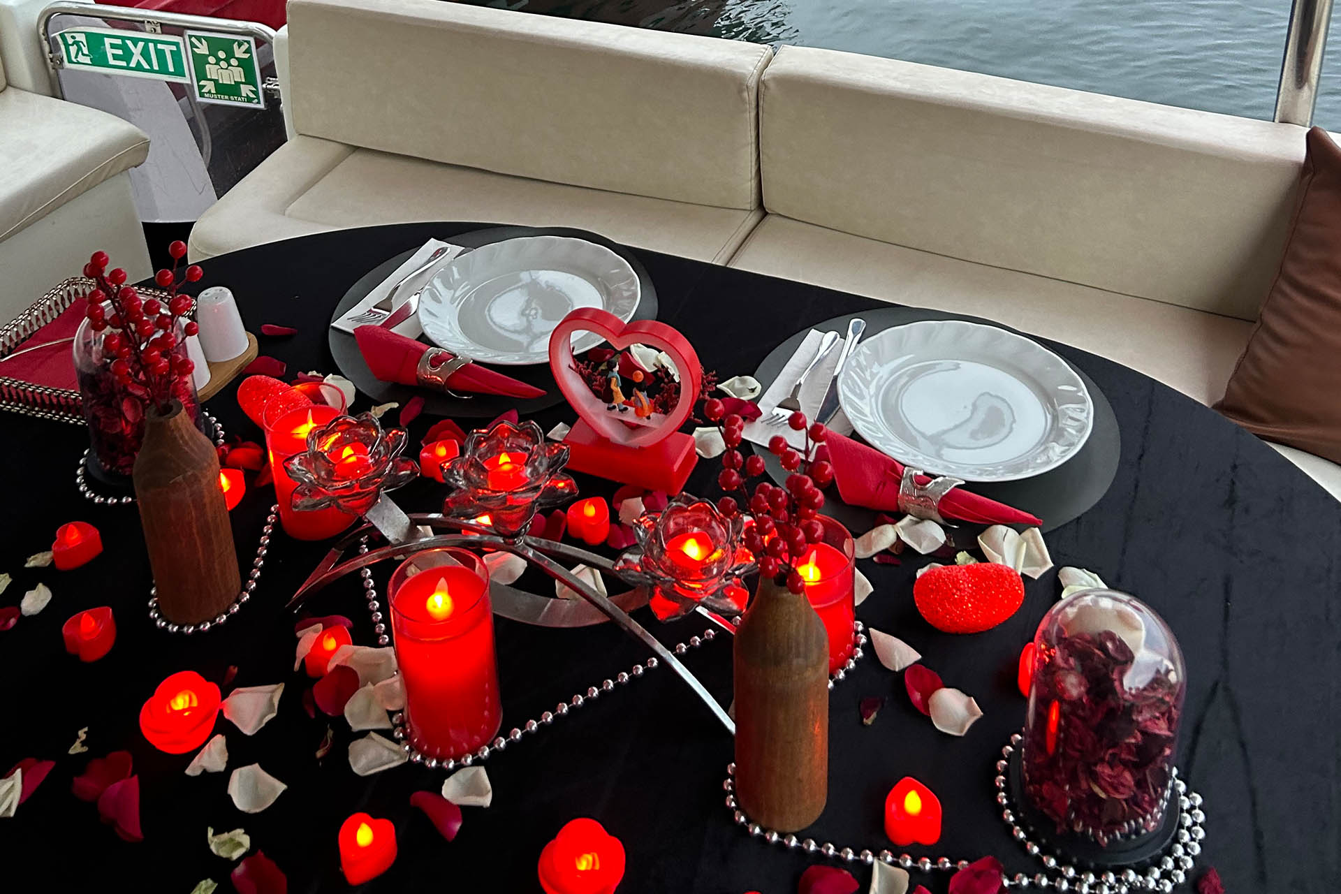 12 Kişilik Yat Kiralama 