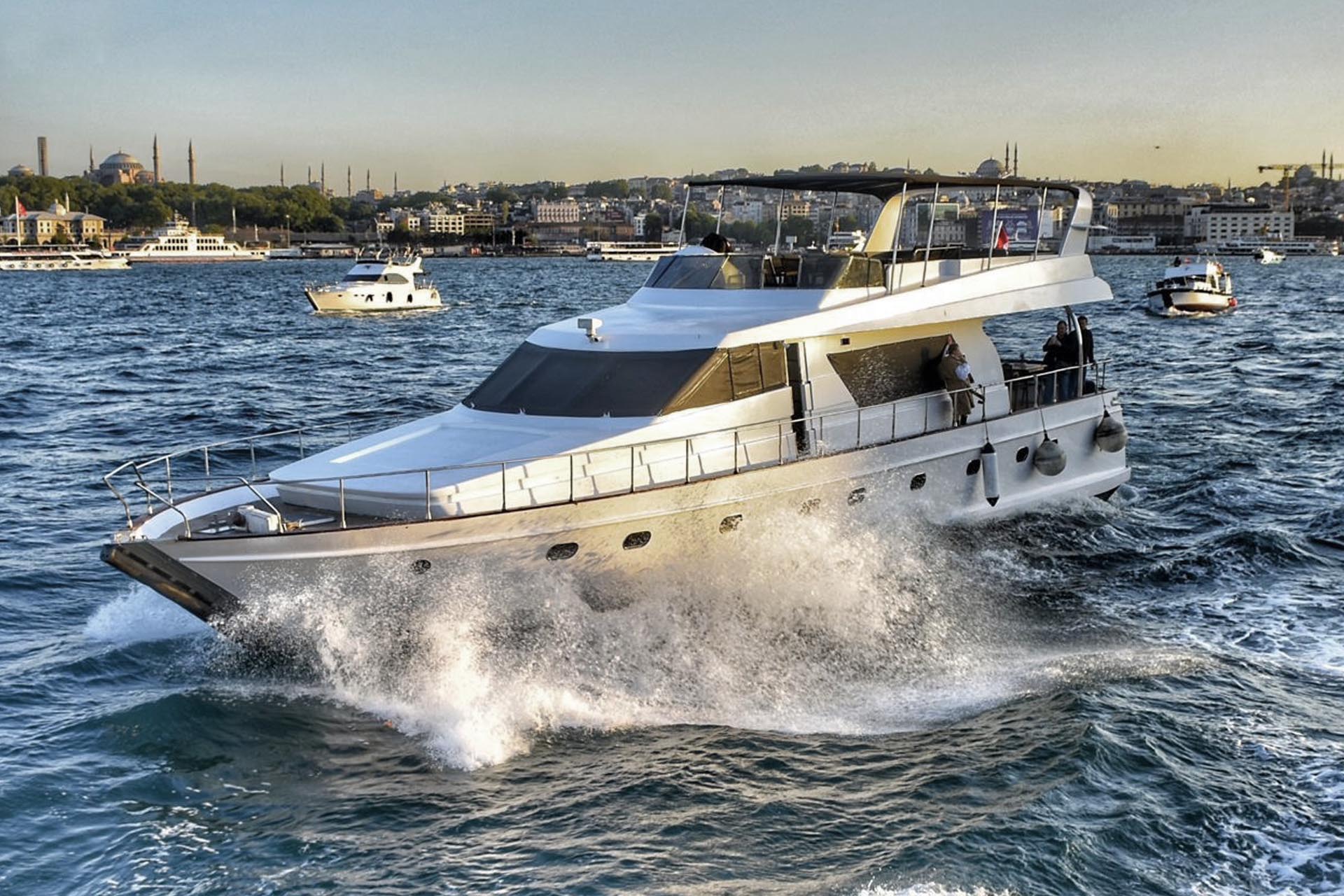 30 Kişilik Yat Kiralama